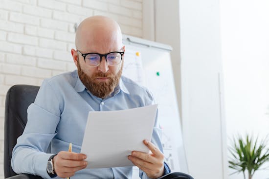 How to create a financial forcast that can attract investors