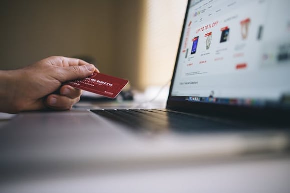 E-Commerce Cybersecurity: Securing Online Transactions and Building Trust