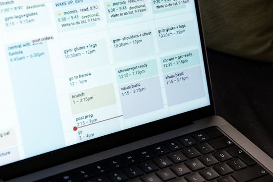 The Top Benefits of Hiring Virtual Assistants for Growing Startups
