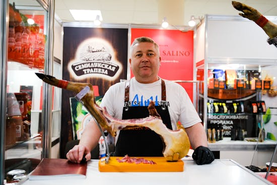 Your Trade Show Booth Options And What They Really Cost