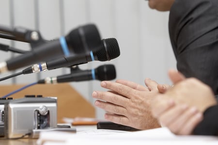If you need to capture audi for a podcast or radio jingle a top quality microphone is required